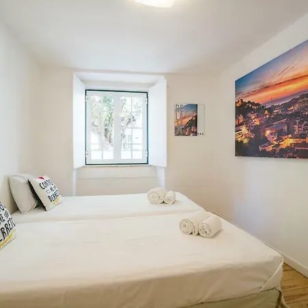 Apartment Fantastic Location - Down Town Castle